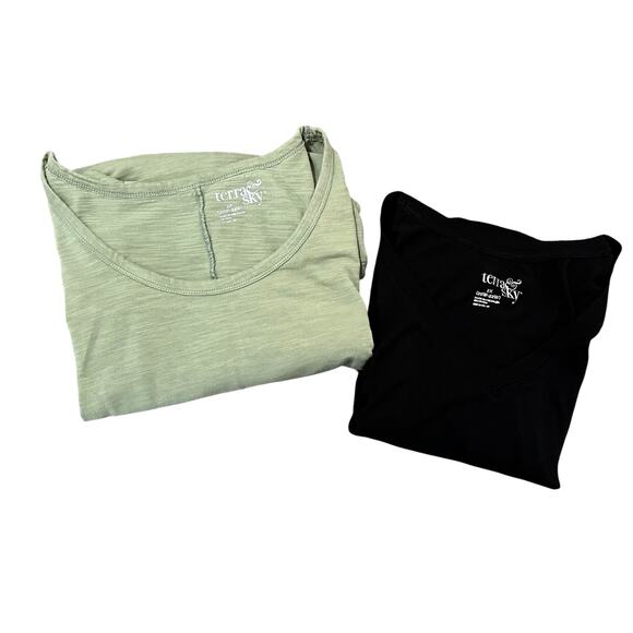 Women’s Top Lot of 2 Black Long Sleeve Green Short Sleeve Casual Comfort Staple - Picture 1 of 11